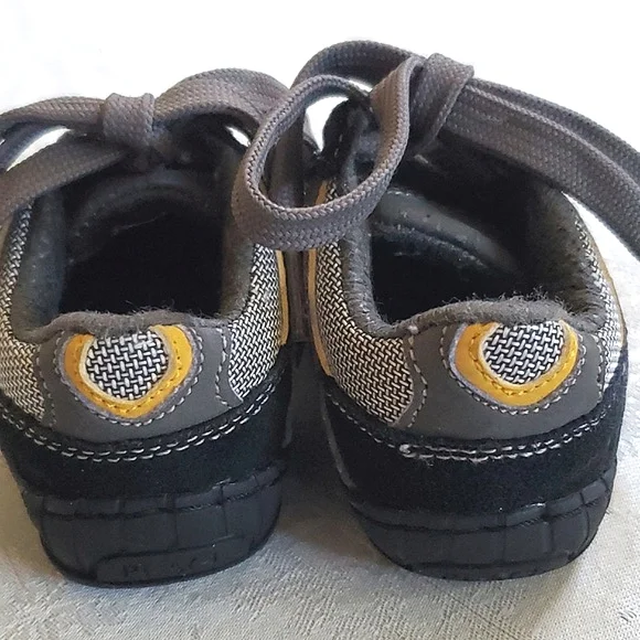 Children's Place Black Grey Lace Up Sneakers Tennis Shoes Baby Size 4 - Picture 6 of 10